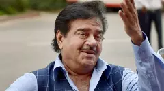 Shatrughan Sinha, PM Narendra Modi, Mamata Banerjee Shatrughan Sinha, PM Narendra Modi, Mamata Banerjee
