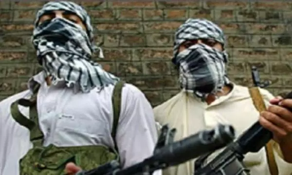 Lashkar-e-Taiba terrorists caught in J&K village, Tukson