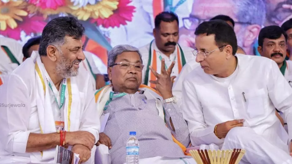 Randeep Singh Surjewala with Siddaramaiah and DK Shivakumar
