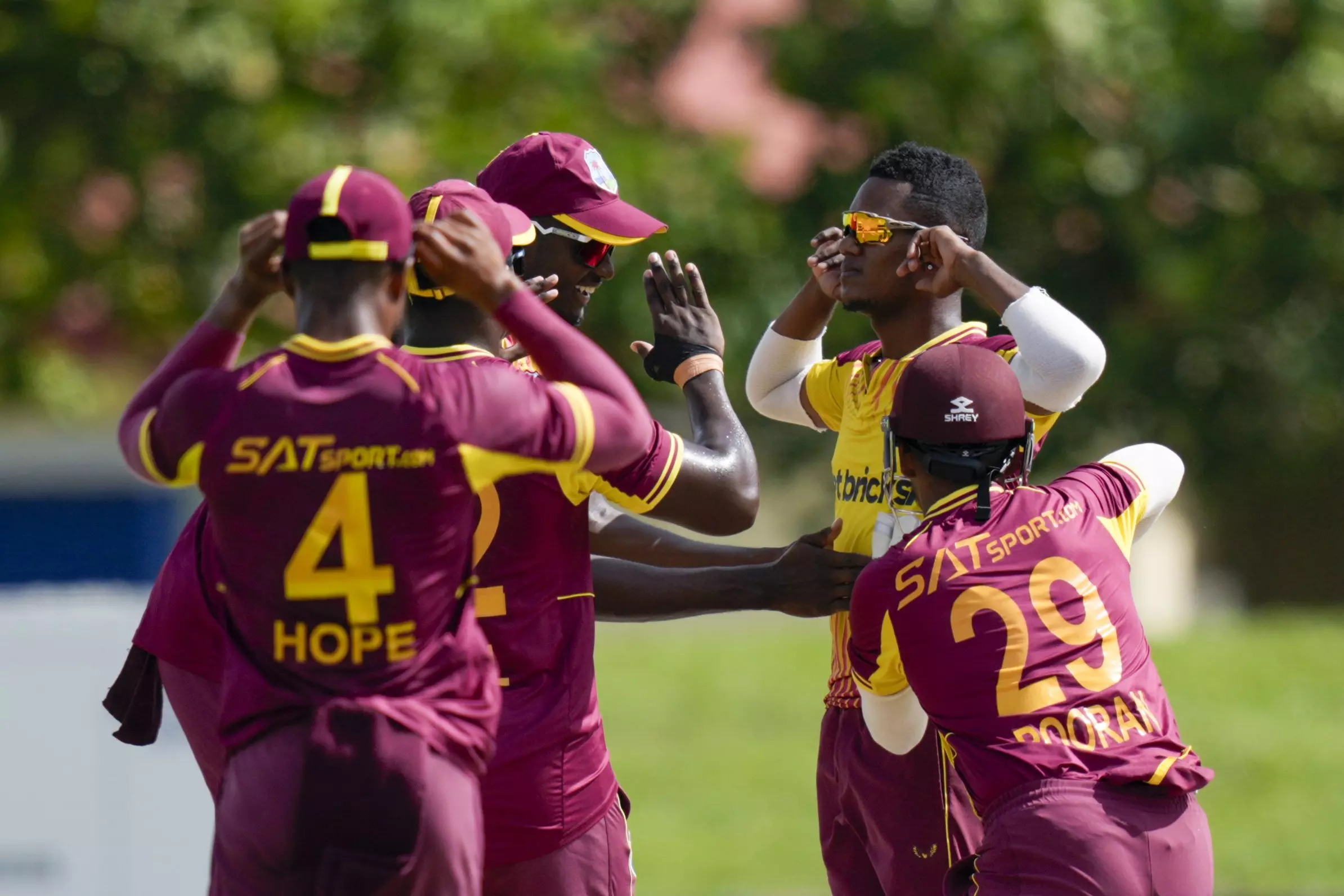 West Indies beat India by eight wicket to win T20 series 3-2