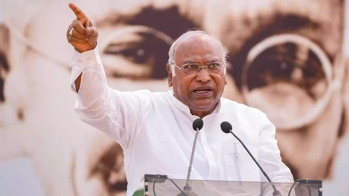 Modi will hoist Tricolour next year, but from home: Kharge’s dig at PM’s Red Fort remark