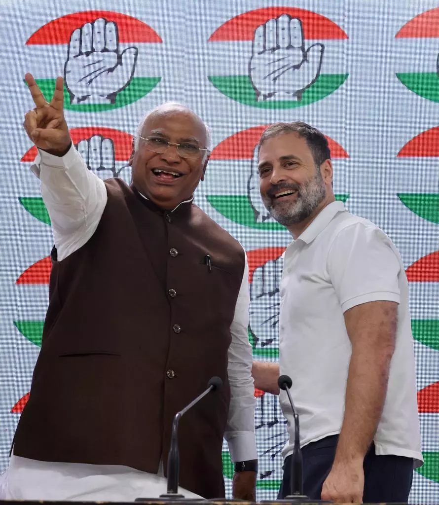 Rahul Gandhi, Supreme Court, stay on conviction, Kharge, Congress