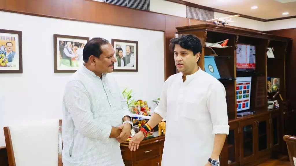 Jyotiraditya Scindia, Samandar Patel Jyotiraditya Scindia, Samandar Patel