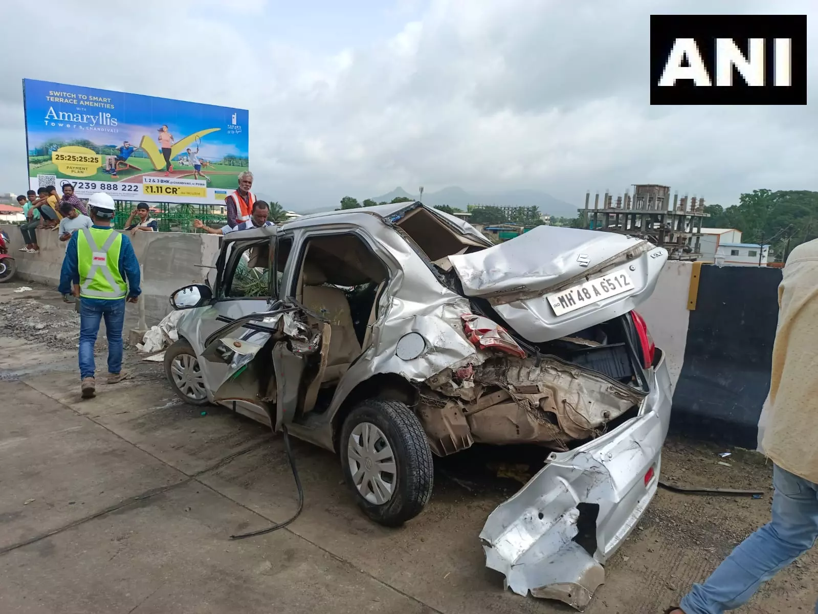 Mumbai-Pune Expressway: Two killed, 4 hurt as container overturns, collides with 5 cars