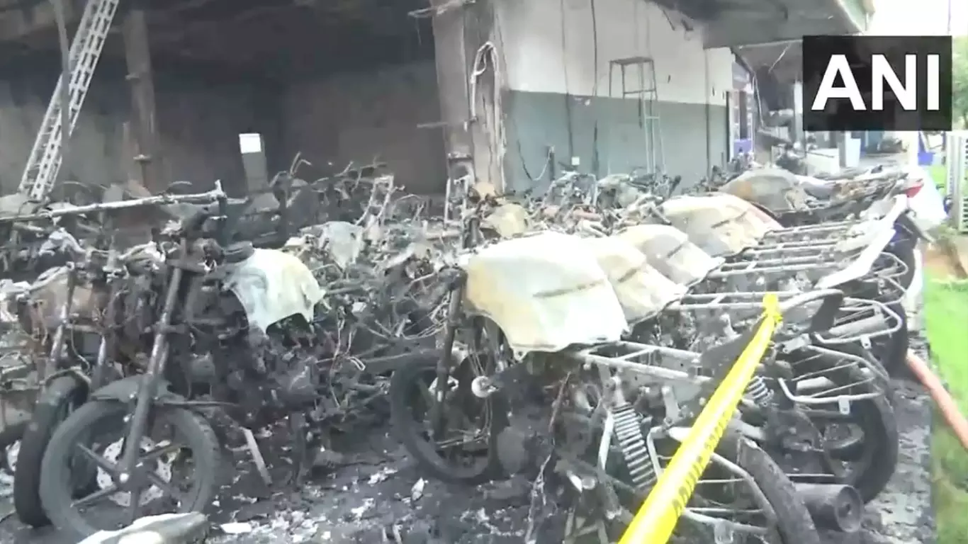 Blaze guts 400 vehicles at Andhra Pradesh two-wheeler showroom