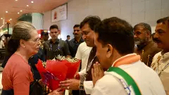 Mumbai: INDIA bloc leaders discuss 2024 roadmap over Uddhavs dinner