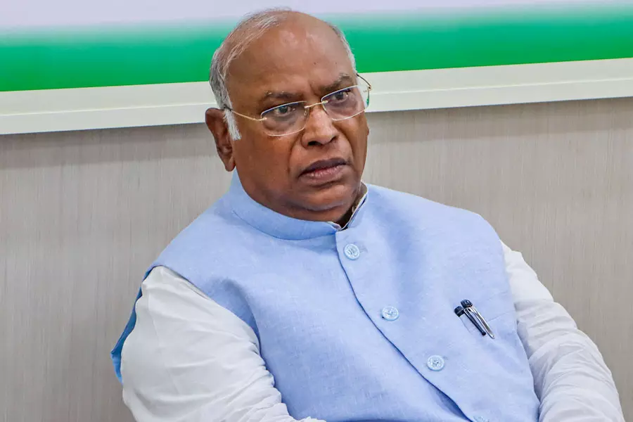 One Nation, One Election | PM Modi wants India to turn into dictatorship: Kharge