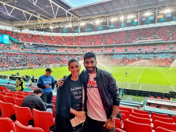 Jasprit Bumrah, wife Sanjana