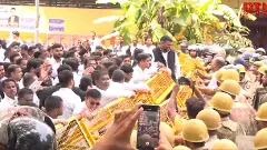Lawyers protest in UP against Hapur lathicharge