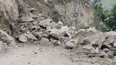 Shooting stones kill man during road clearing in Himachal, avalanche alert for 5 districts
