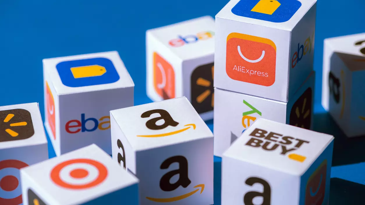 Online festive season sale to touch ₹90K Cr, 14 Cr shoppers to drive it: Report