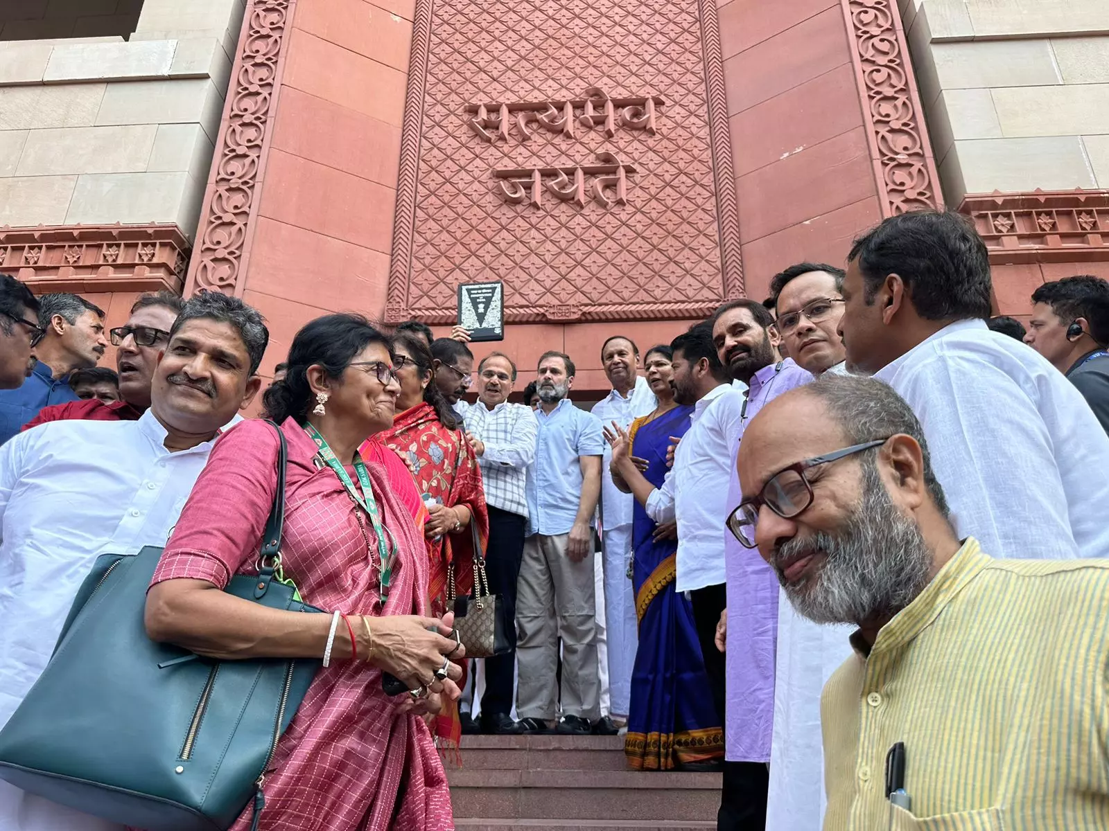 LIVE | Day 2 in Parliament: Unanimously clear women reservation bill, PM tells Rajya Sabha