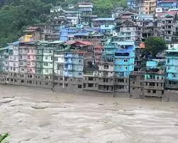 Sikkim flash flood: 122 people still missing, 32 bodies recovered