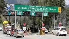 NH toll plazas may go cashless from April 1; only FASTag, UPI payments proposed NH toll plazas may go cashless from April 1; only FASTag, UPI payments proposed