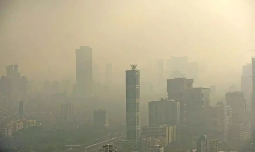 Blanket of mist envelops Mumbai; PM10 level in city air higher than in Delhi