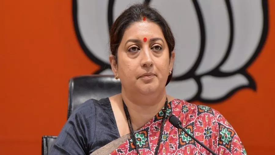 Smriti Irani. Congress