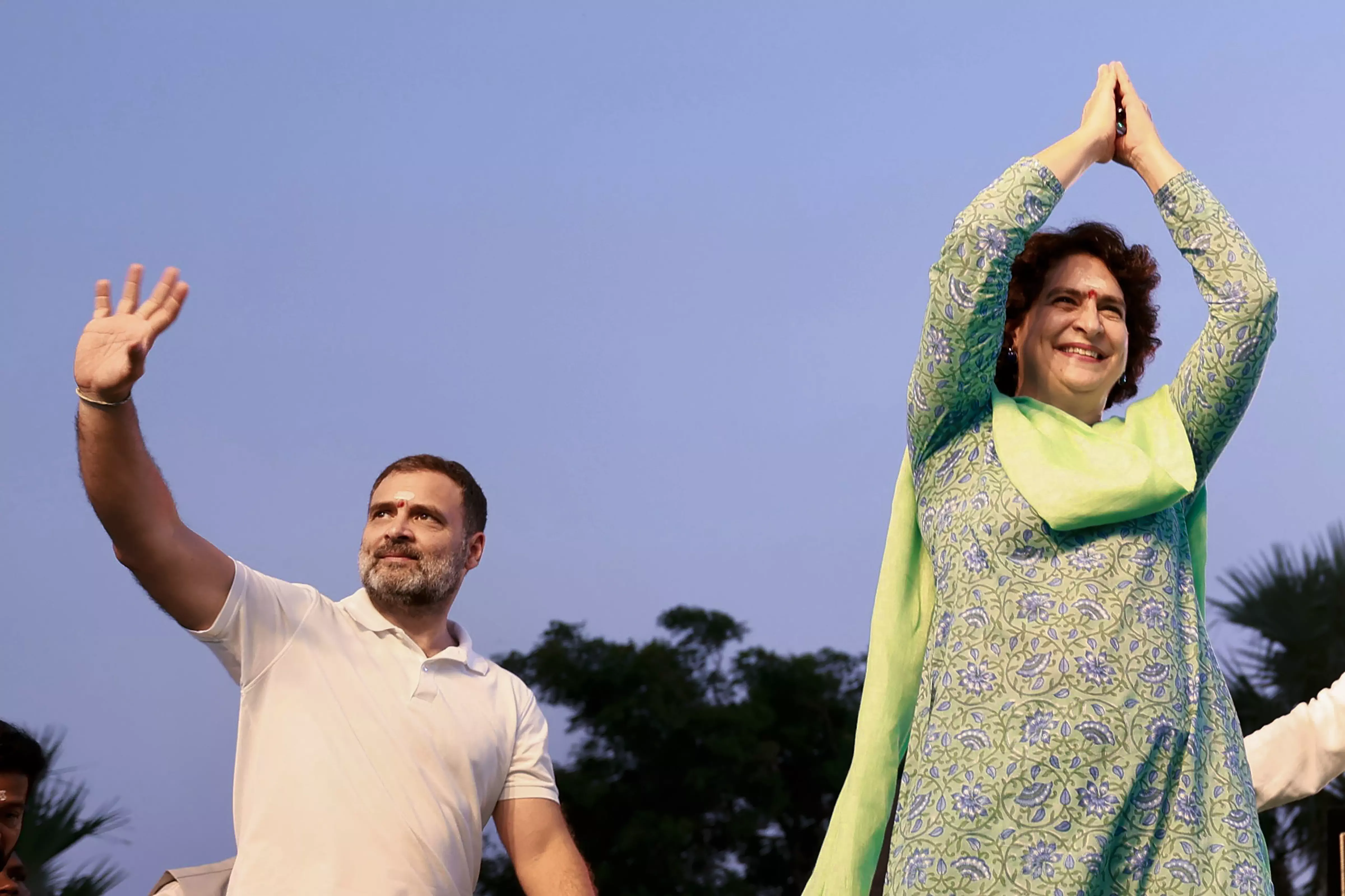 Telangana: Rahul, Priyanka launch poll campaign, attack BRS, BJP