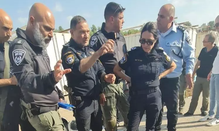 Israeli police, uniforms, Kannur