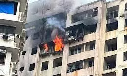 Mumbai: Two killed, three injured after fire breaks out in residential building