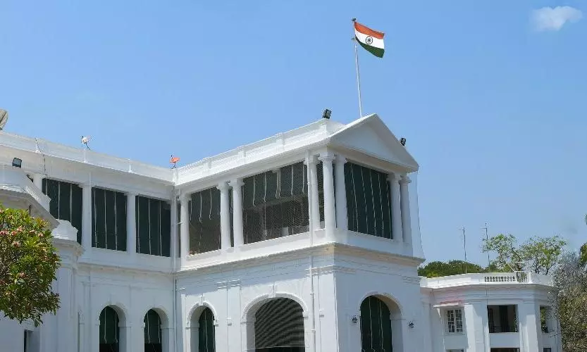 Petrol bomb hurled outside Raj Bhavans main gate in Chennai