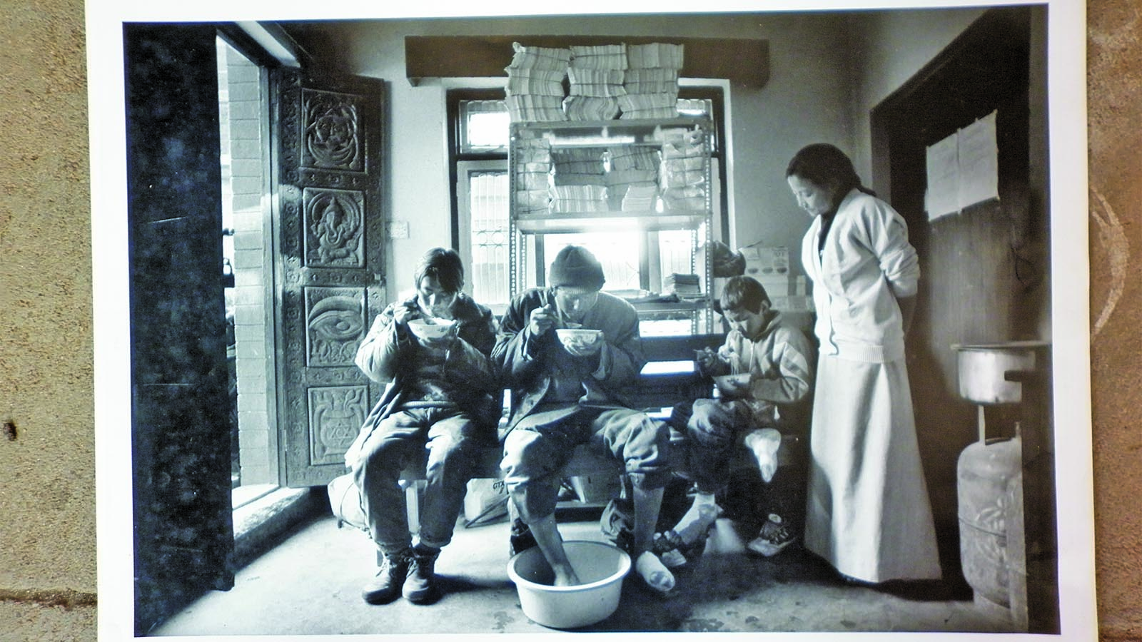Angel Lopez Sotos photo of a Tibetan refugee family.