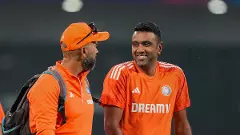 Ravichandran Ashwin, Paras Mhambrey