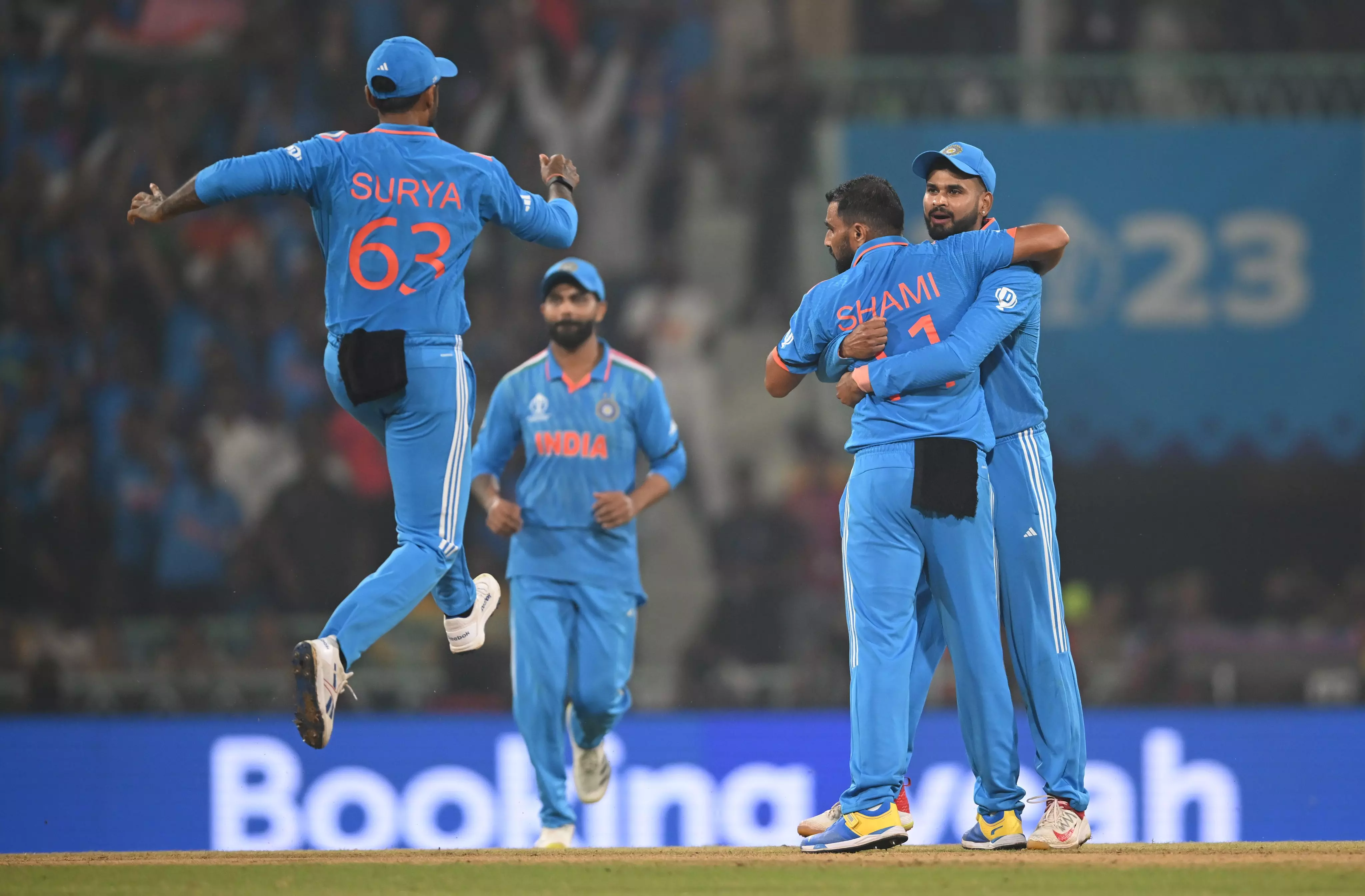 India vs England Live Score, World Cup: Unbeaten India make it 6 wins in a row