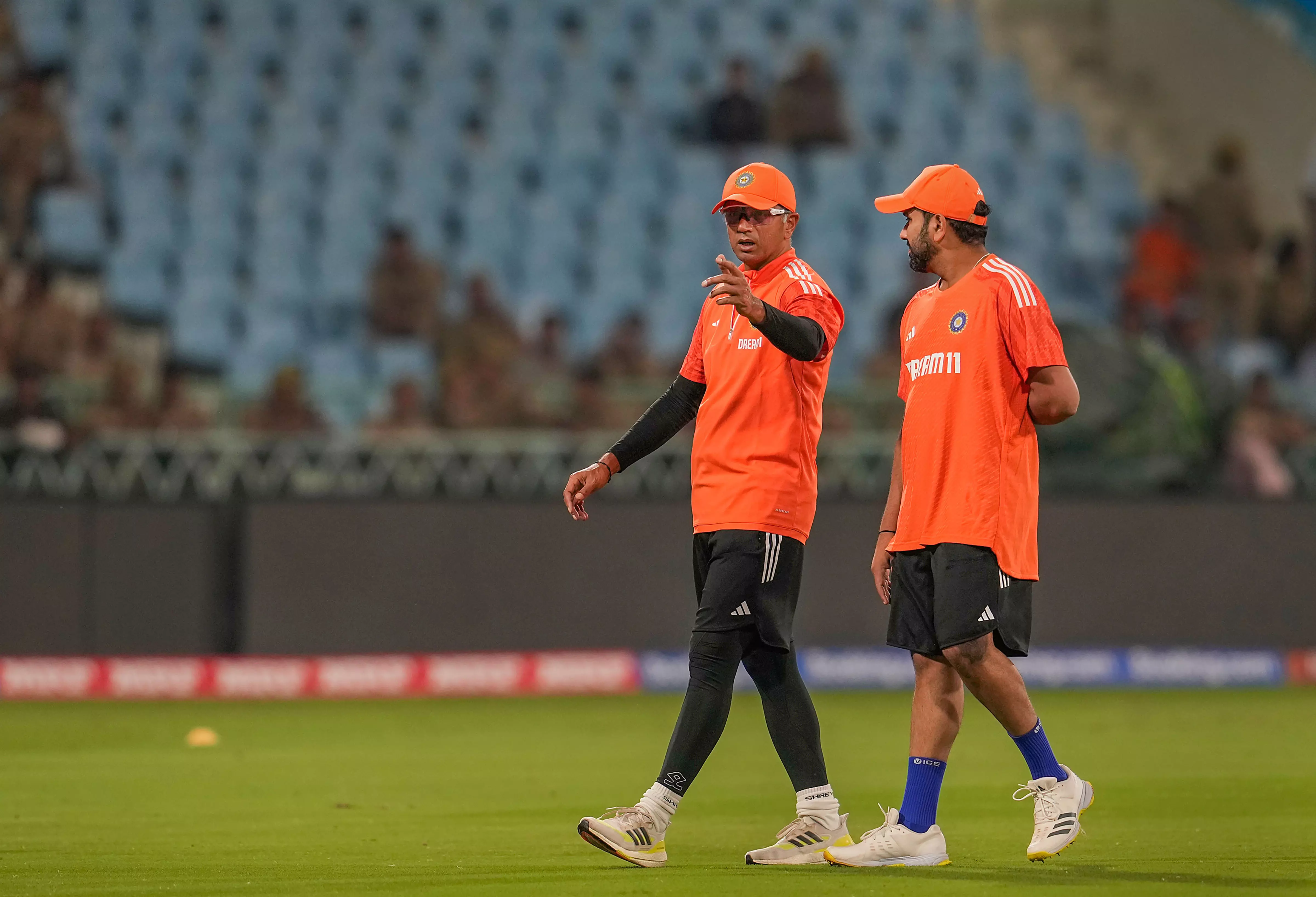 Rahul Dravid, Rohit Sharma, Lucknow, India-England match