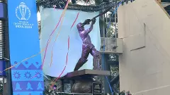 Sachin Tendulkar statue