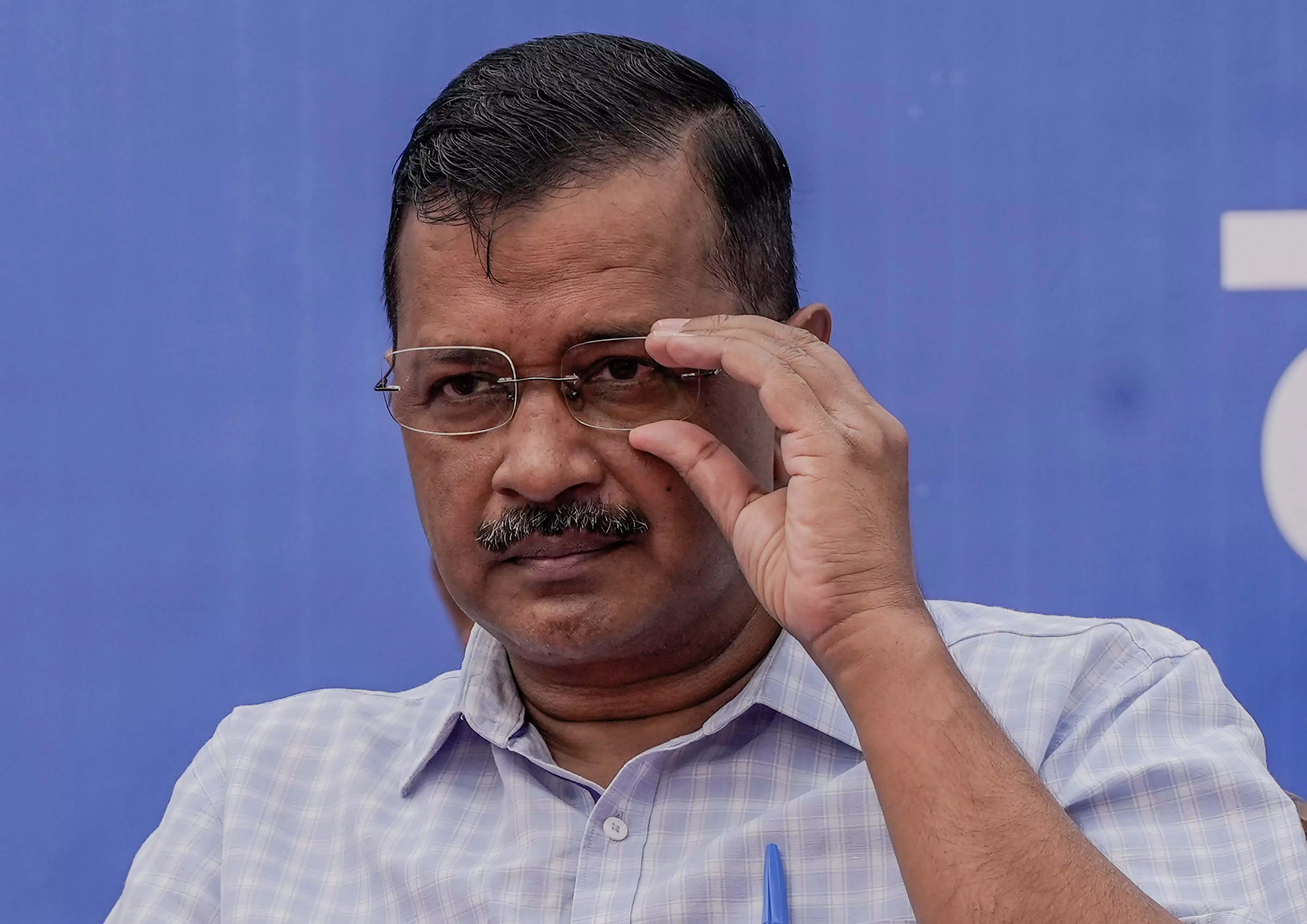 AAP to seek public opinion from Dec 1 on whether Kejriwal should resign as CM if arrested