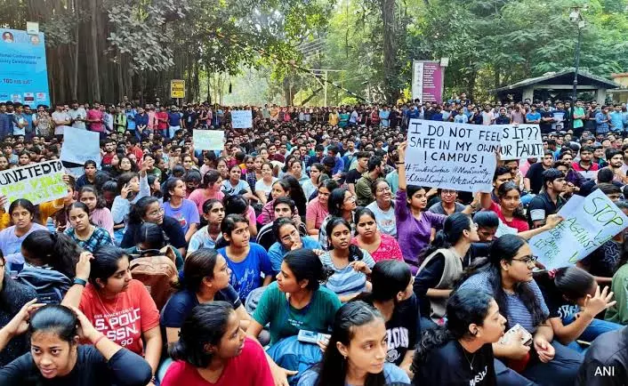 IIT-BHU, Varanasi, students protest against assault on student