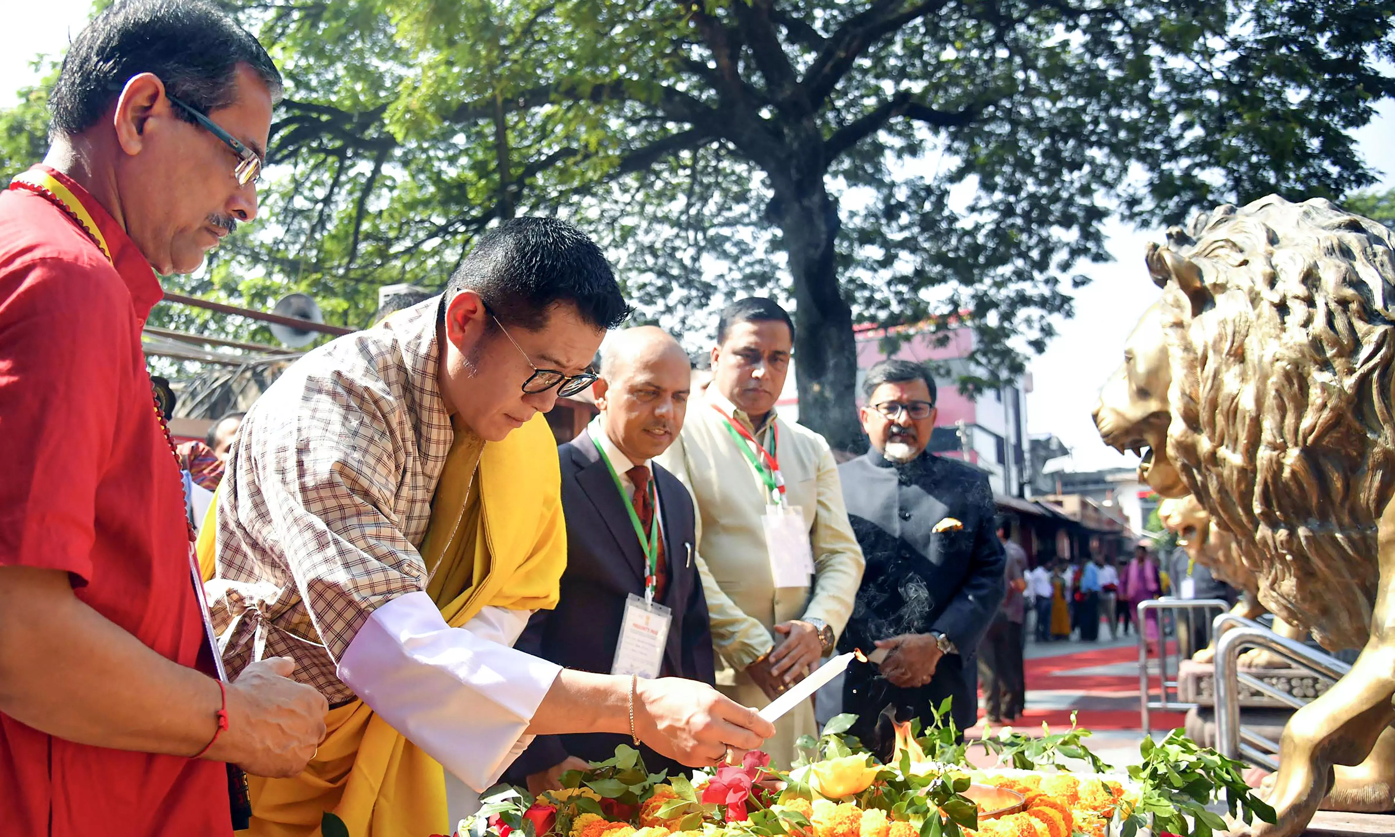 Border bonhomie: Bhutan Kings visit comes amid talks with China