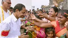 Telangana: KCR’s chopper develops snag during campaigning