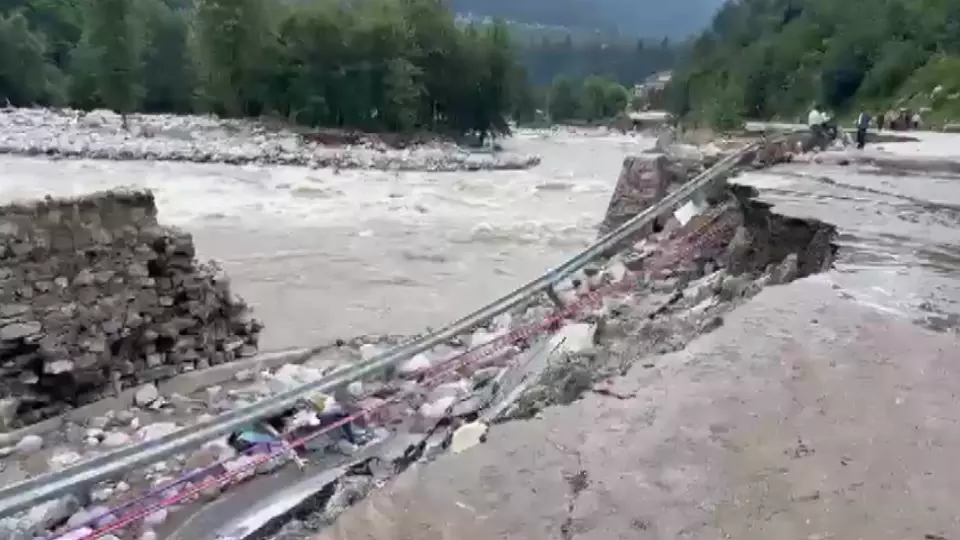 Flood warning India