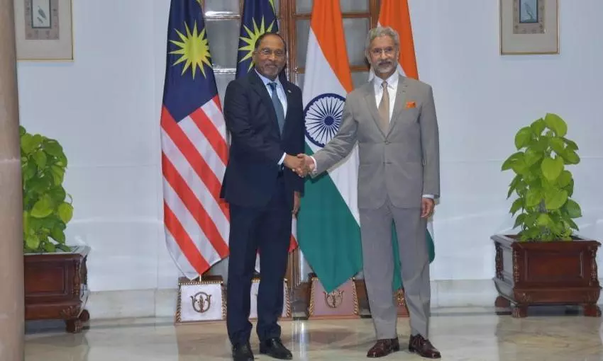 India, Malaysia to add more items to 2011 trade pact says visiting Malaysian Foreign Minister Kadir