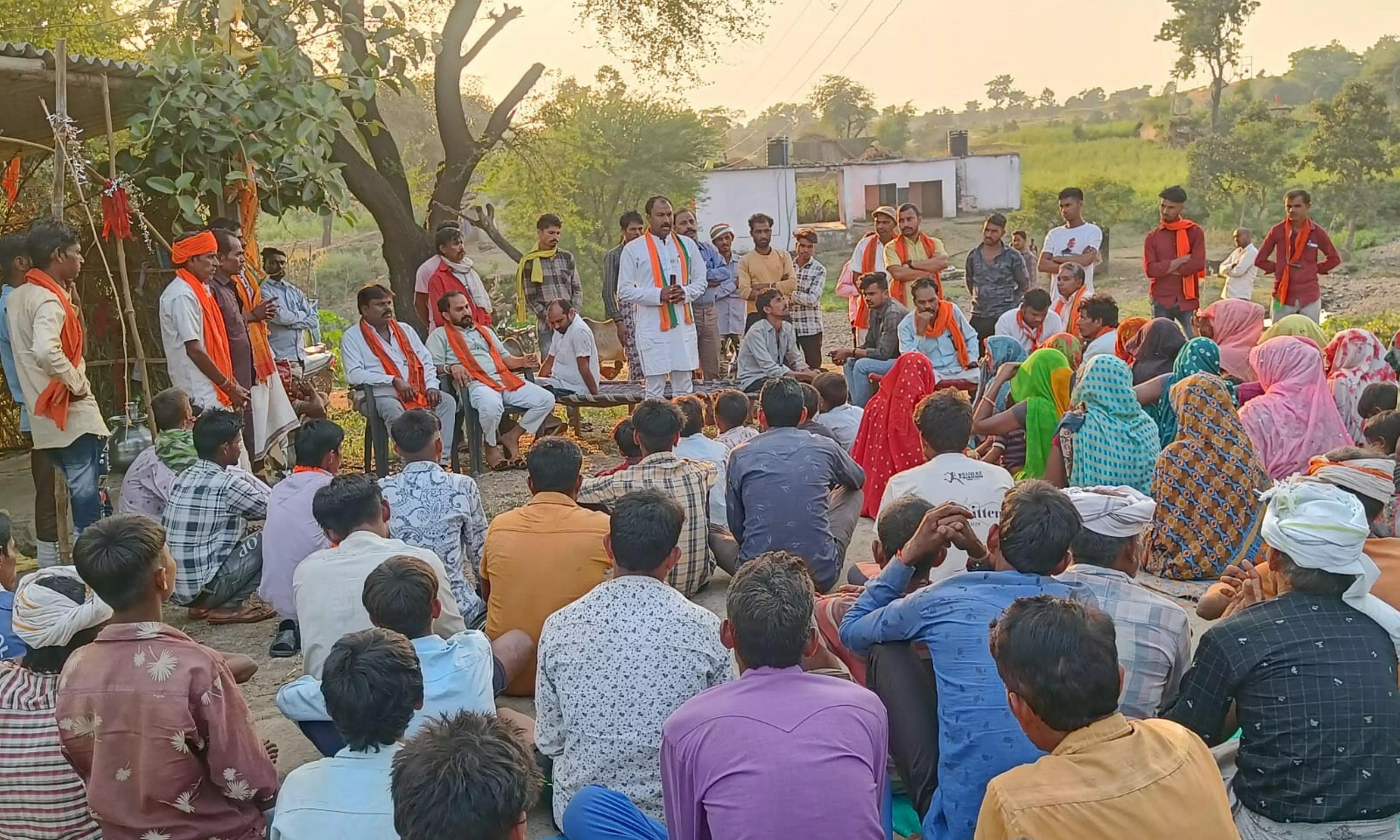 MP polls: In social media age, khatia meetings still popular to woo voters in Jhabua