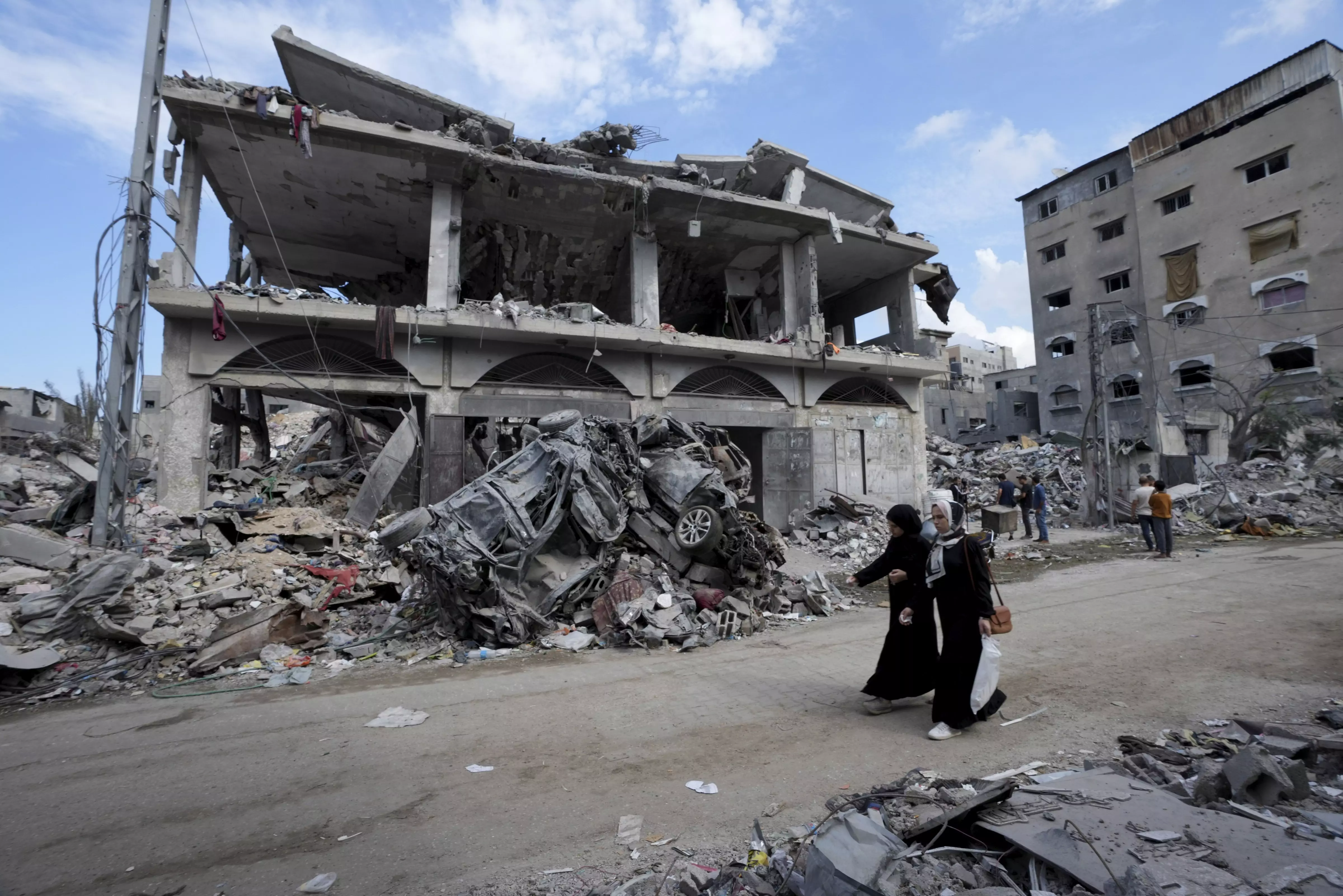 LIVE | Israel-Hamas War Day 40: Israeli forces storm Gaza’s Shifa Hospital