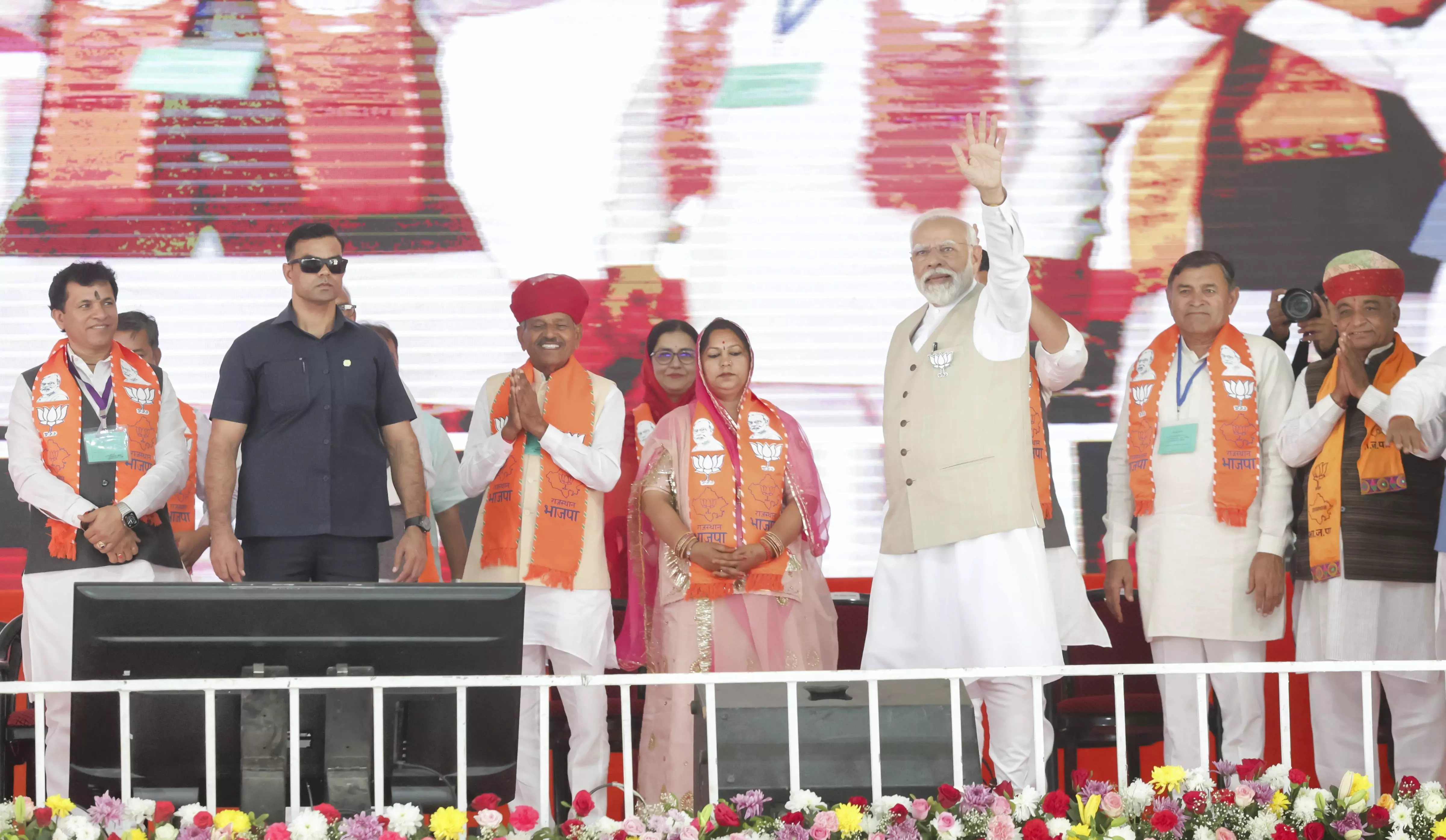 Rajasthan polls: PM Modi holds road show in Bikaner