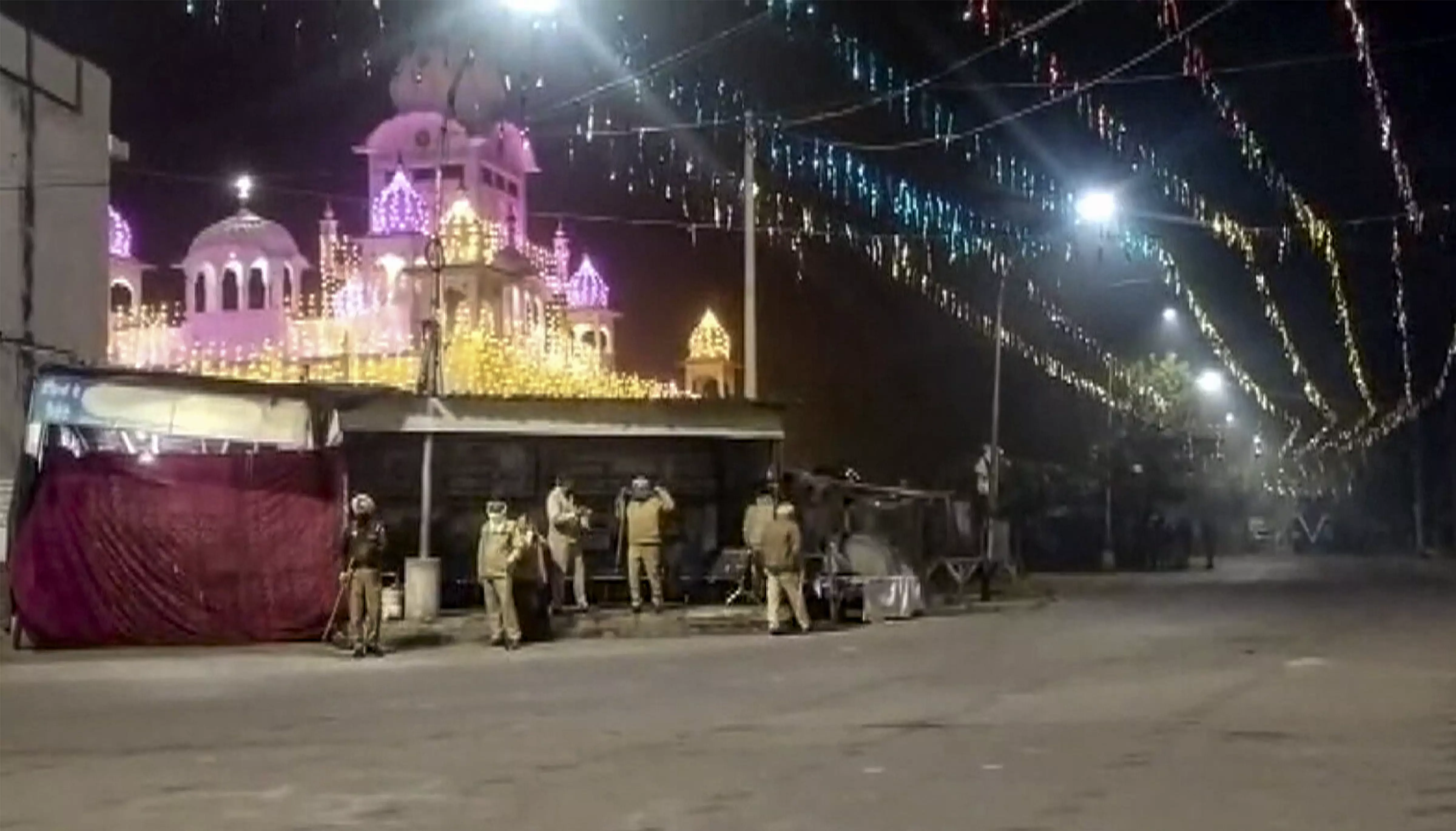 Kapurthala, Punjab, police near Gurdwara Akal Bunga Sahib