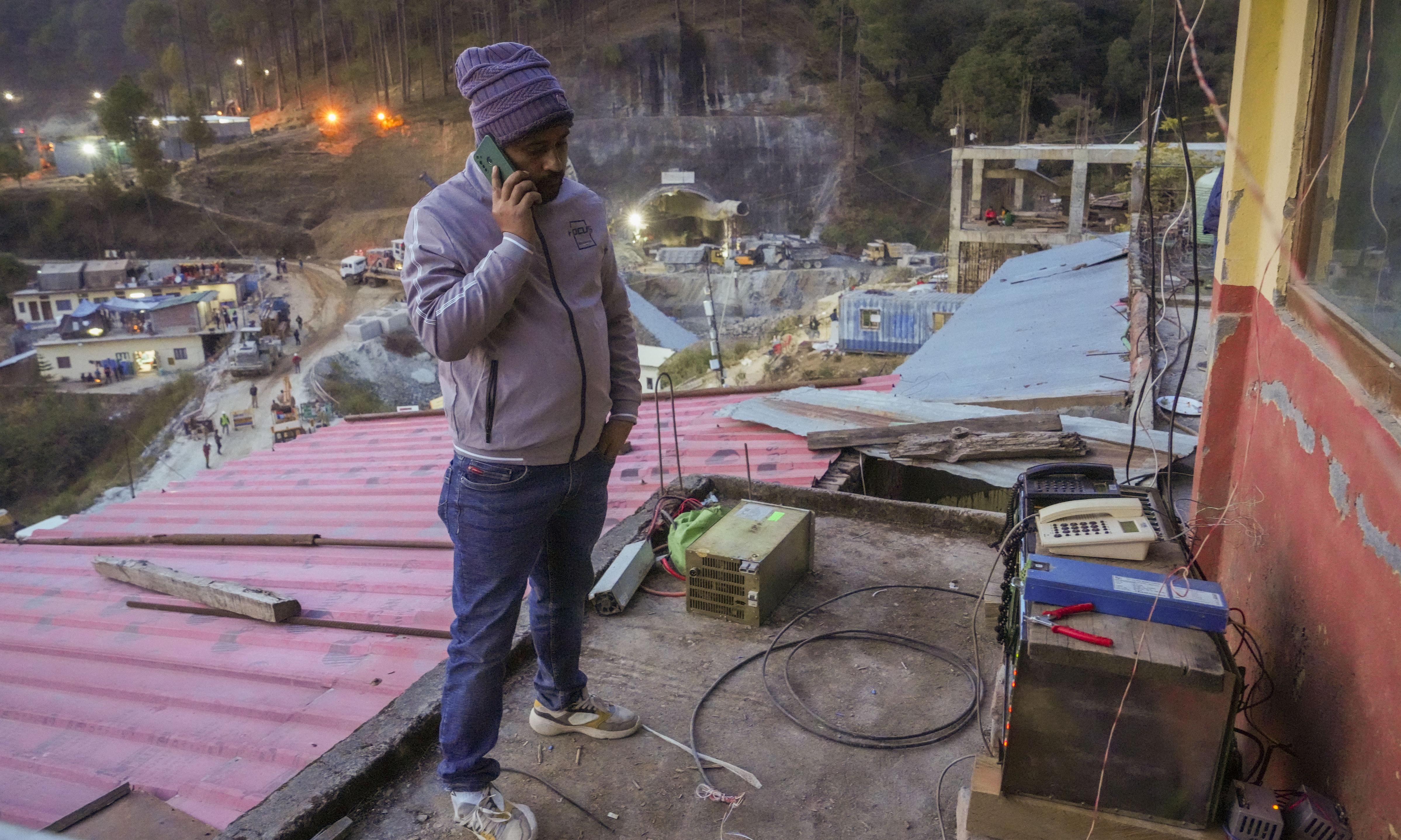 Landline connection for trapped workers