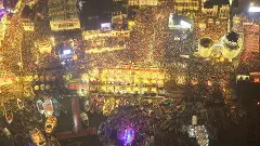 UP: 21 lakh diyas light up Varanasi ghats on Dev Deepavali