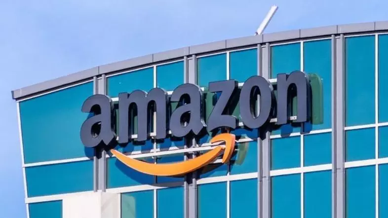 Amazon begins to slash 30,000 corporate jobs in largest layoff since 2022: Report Amazon begins to slash 30,000 corporate jobs in largest layoff since 2022: Report