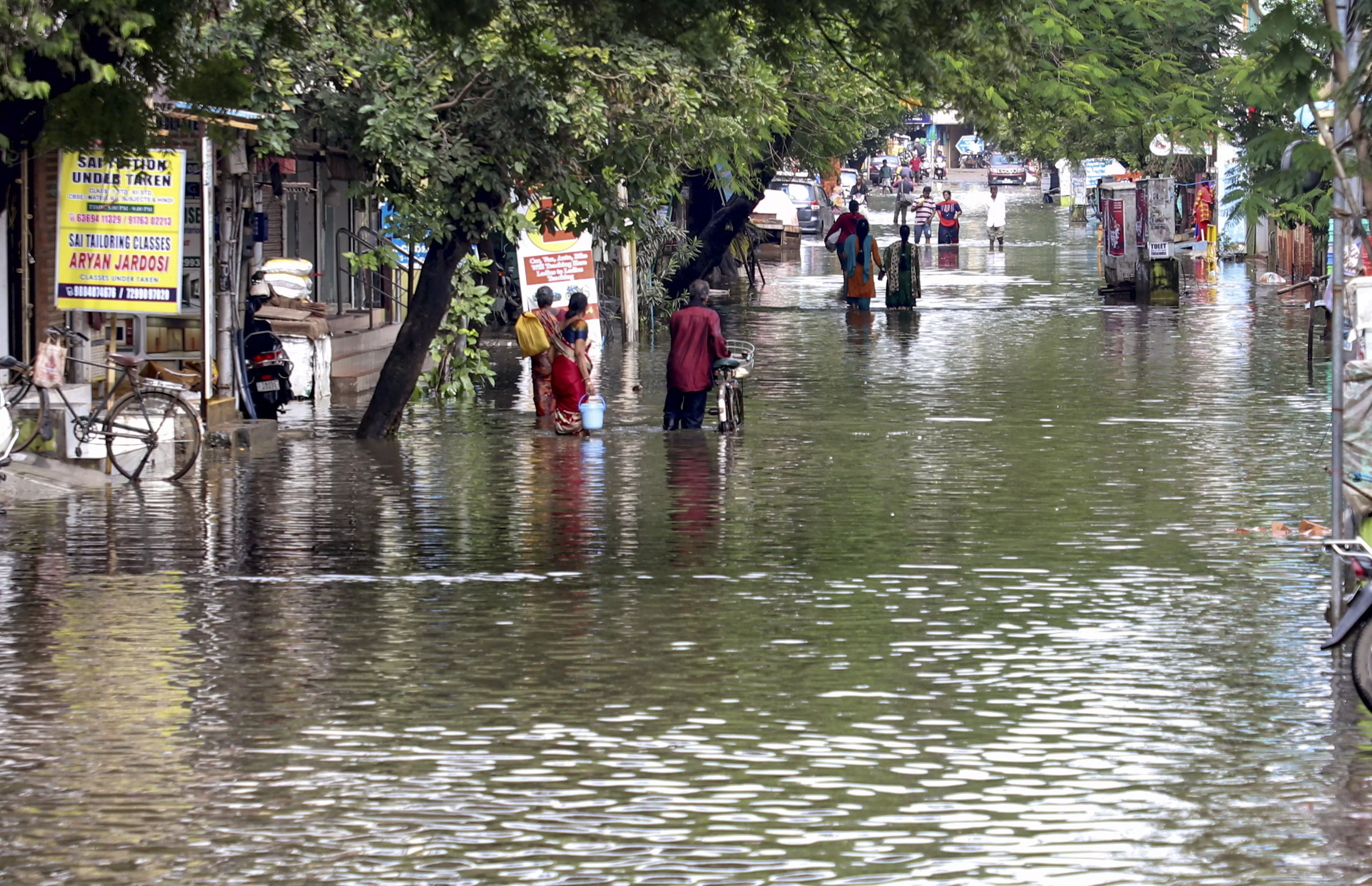 Rains lash northern Tamil Nadu, much of Chennai inundated