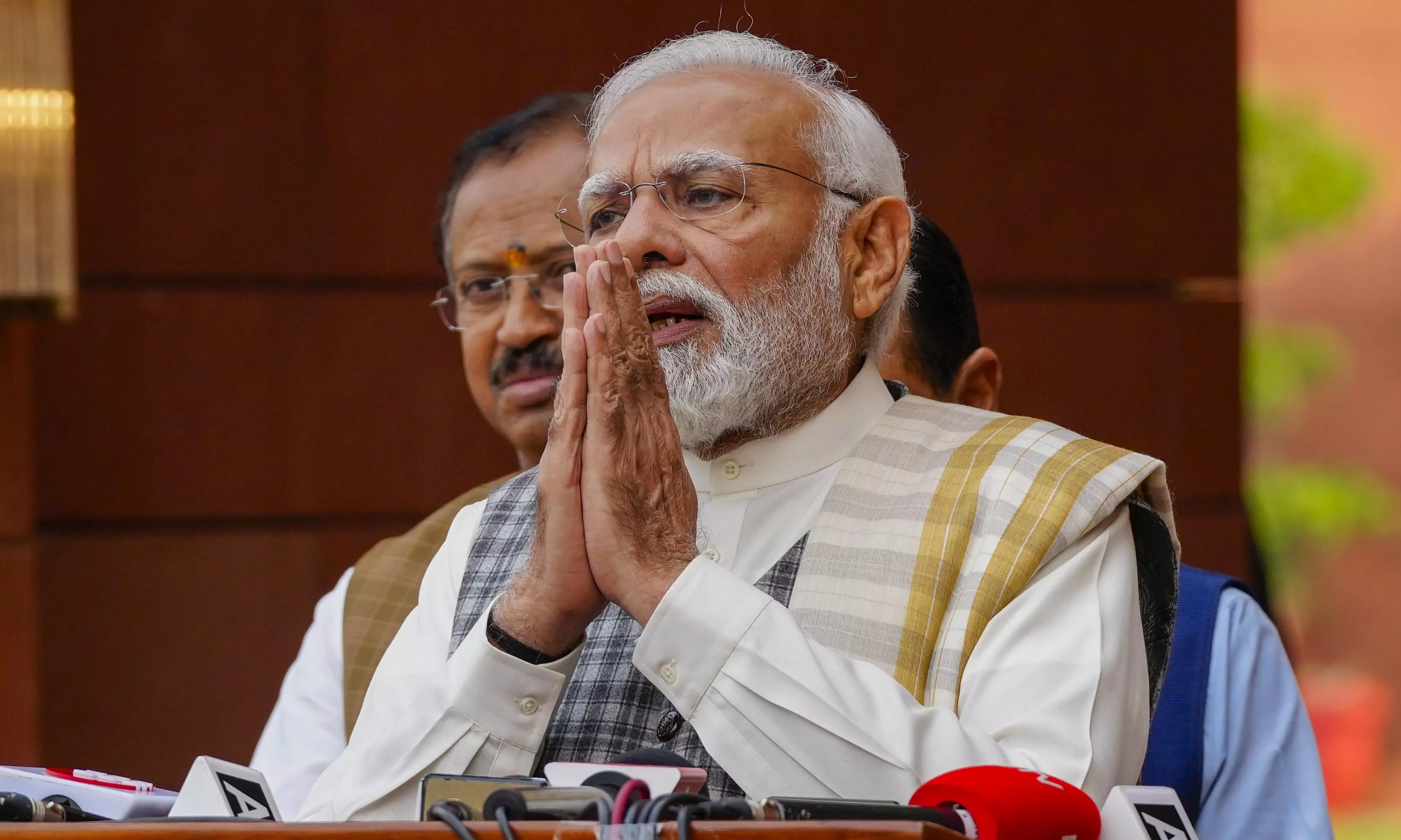 Modi directs early release of Centres SDRF contribution to AP, TN for Cyclone Michaung