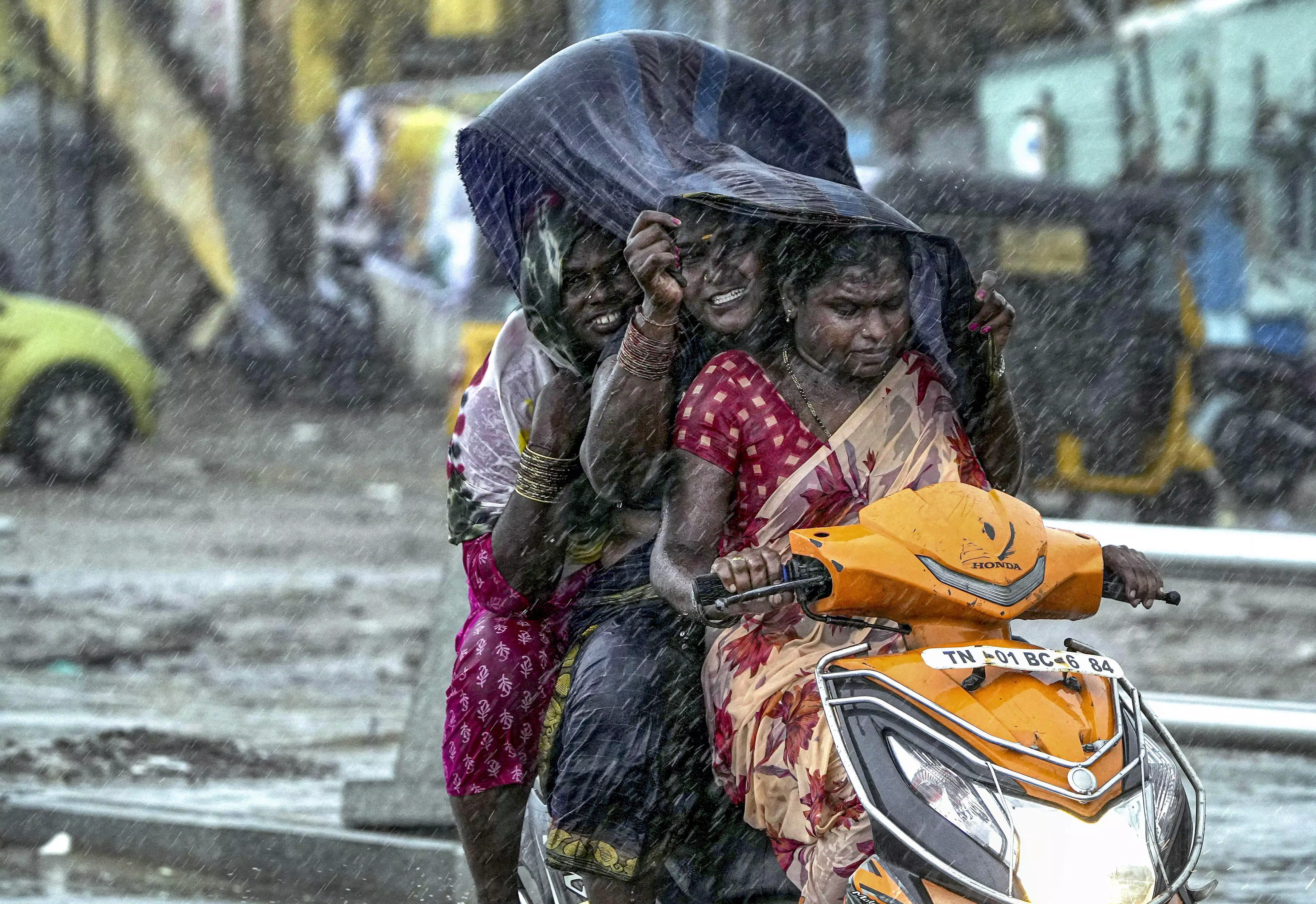 Chennai rain, Cyclone Michaung Chennai rain, Cyclone Michaung
