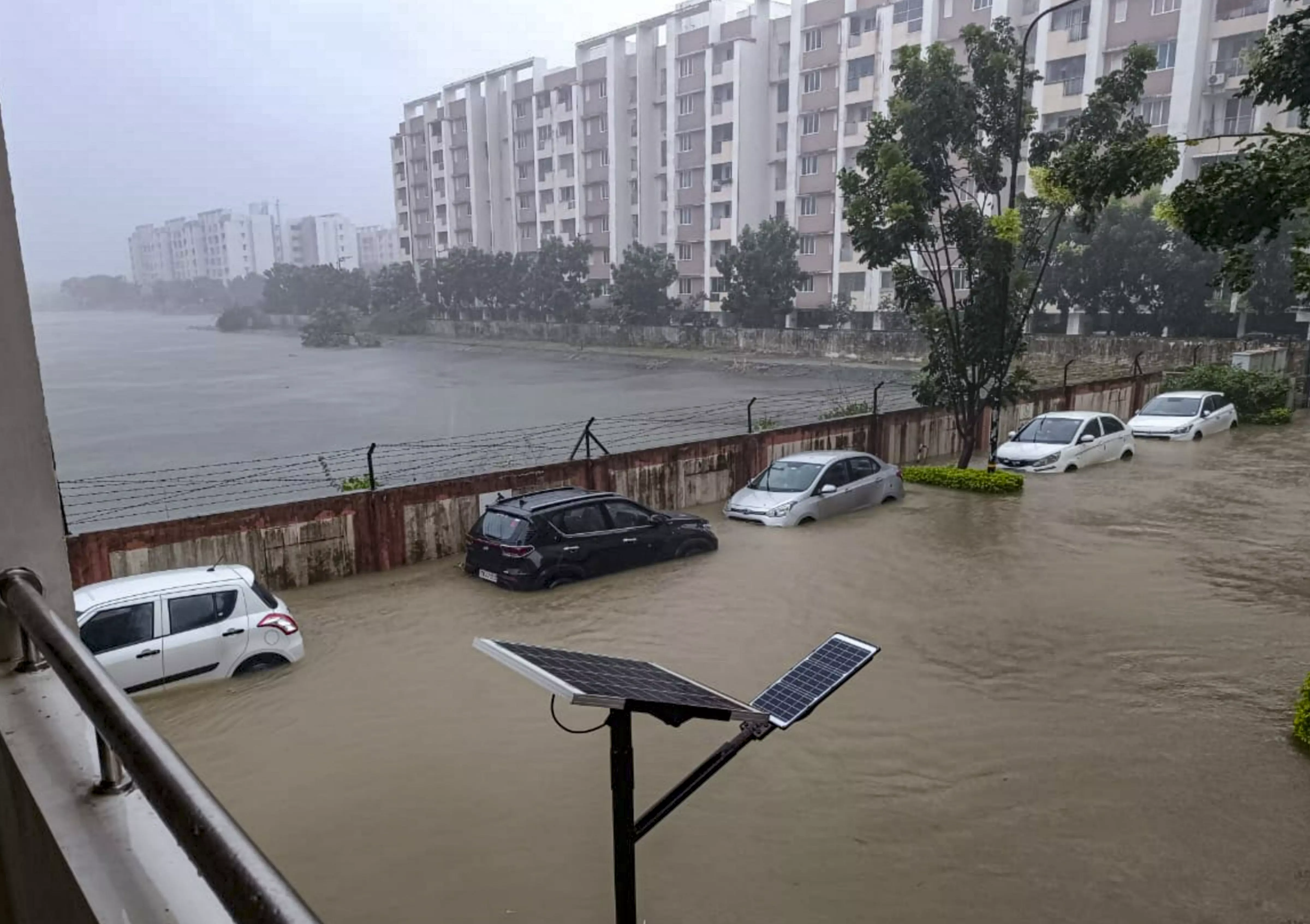 Chennai rain, Cyclone Michaung