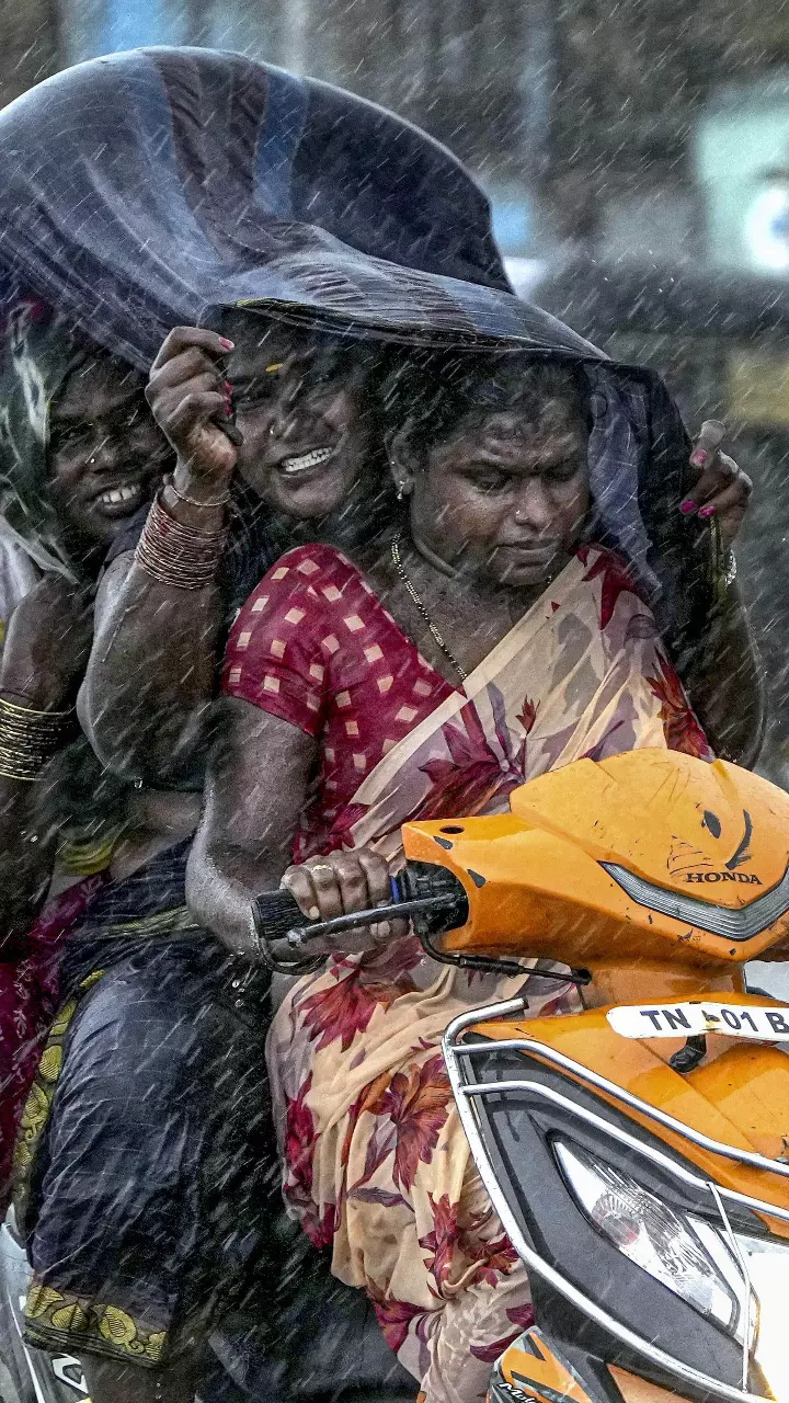Photos | Cyclone Michaung: Heavy rain in Chennai