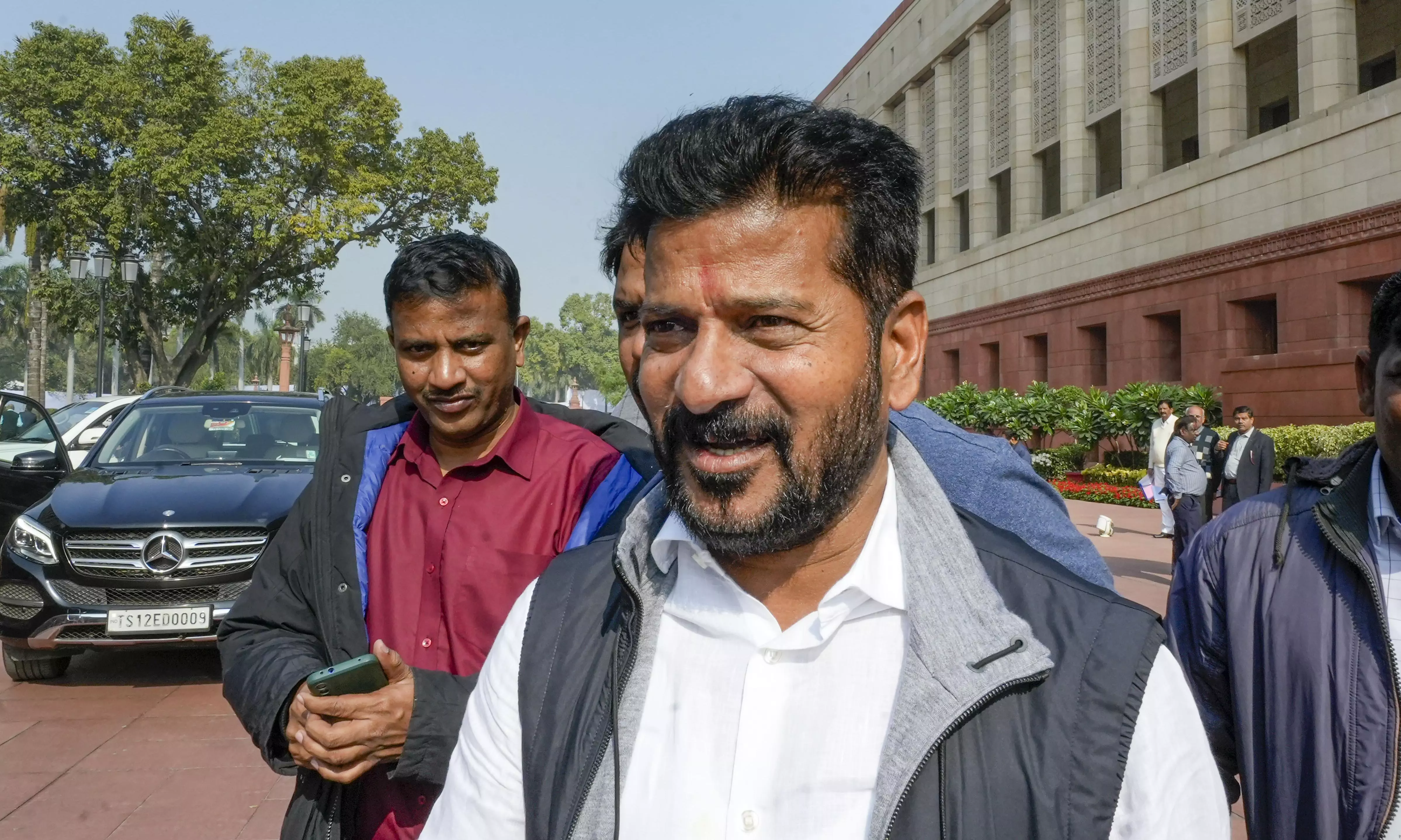 Union minister slams Revanth Reddy over ‘Bihar DNA’ remark
