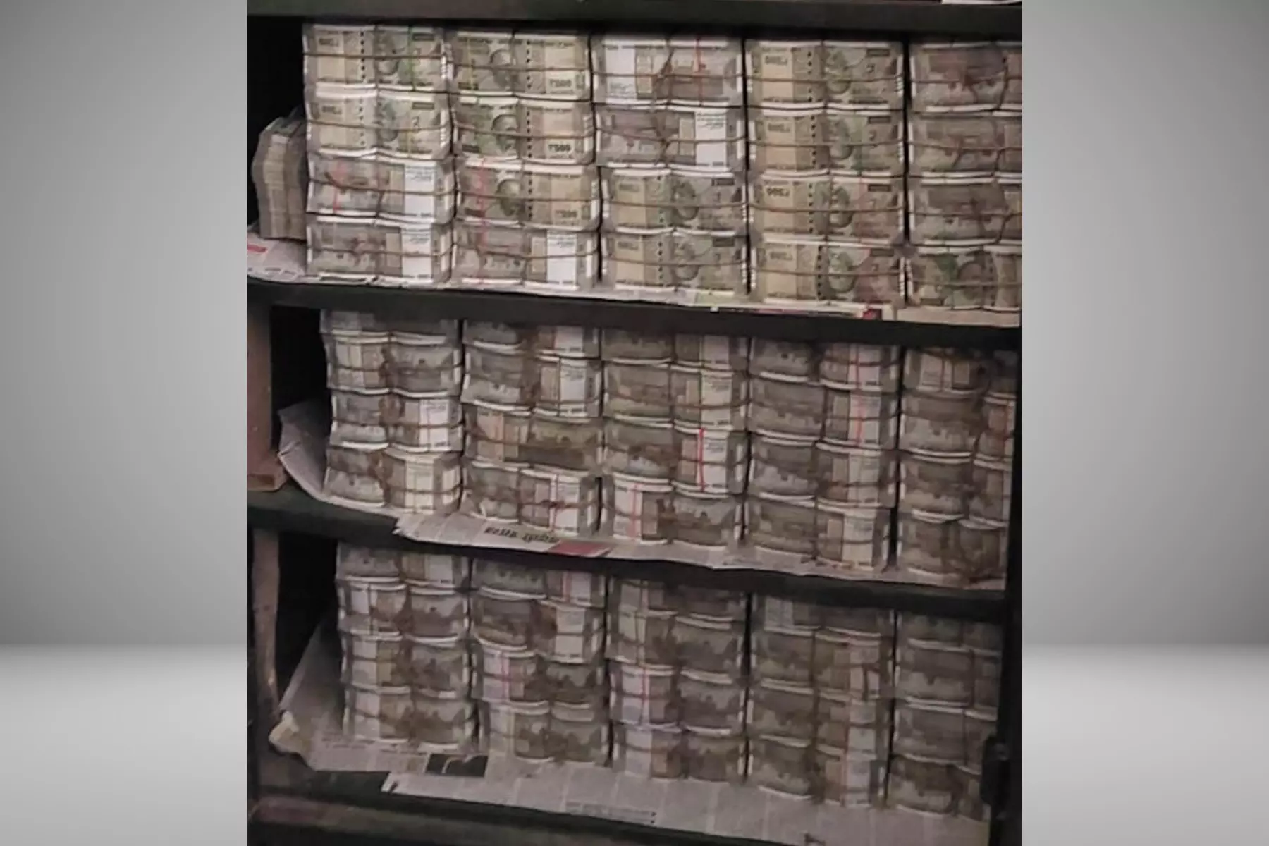 Cash seized, Odisha, IT raids