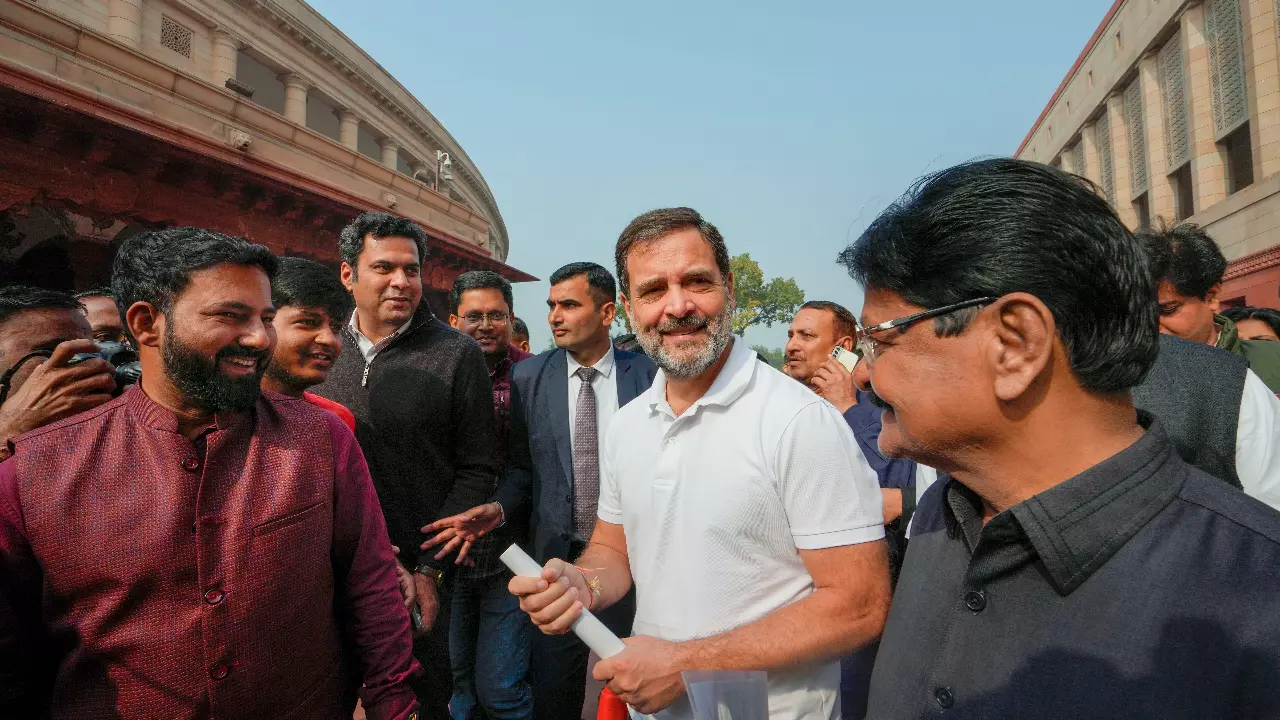 Amit Shah doesnt know history, keeps rewriting it: Rahul slams home minister over Nehru criticism